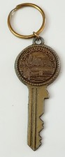 Vintage Cincinnati Ohio Metal Made In USA Key Keychain Souvenir Brasstone