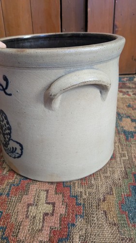 Antique Early Stoneware 2 Gallon Cobalt Beehive Burger Rochester NY Crock 9" - Picture 3 of 10