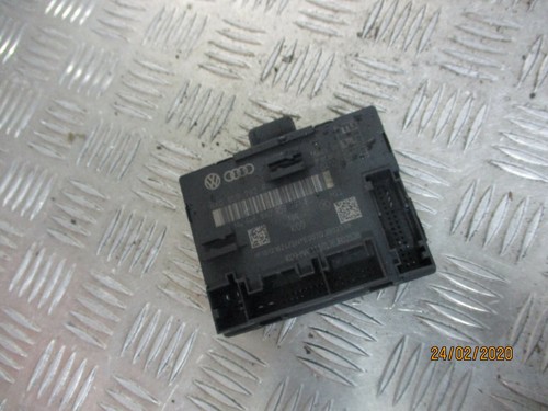 AUDI A1 3DR 1L TFSI CHZB TÜRSTEUERGERÄT VORNE BEIFAHRERSEITE 8X0959792 2015-18