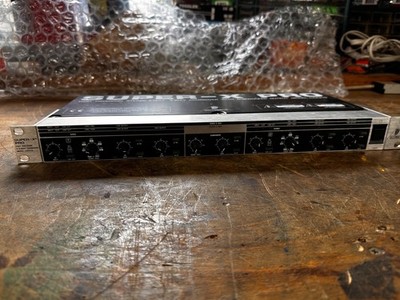 Behringer CX2310 Crossover