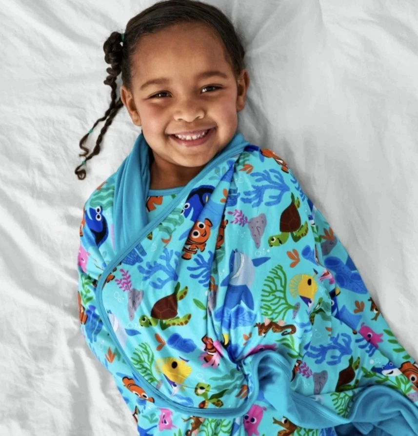 Manta Nube Arrecife Nemo Disney Little Sleepies - NUEVA Foto 2 de 2