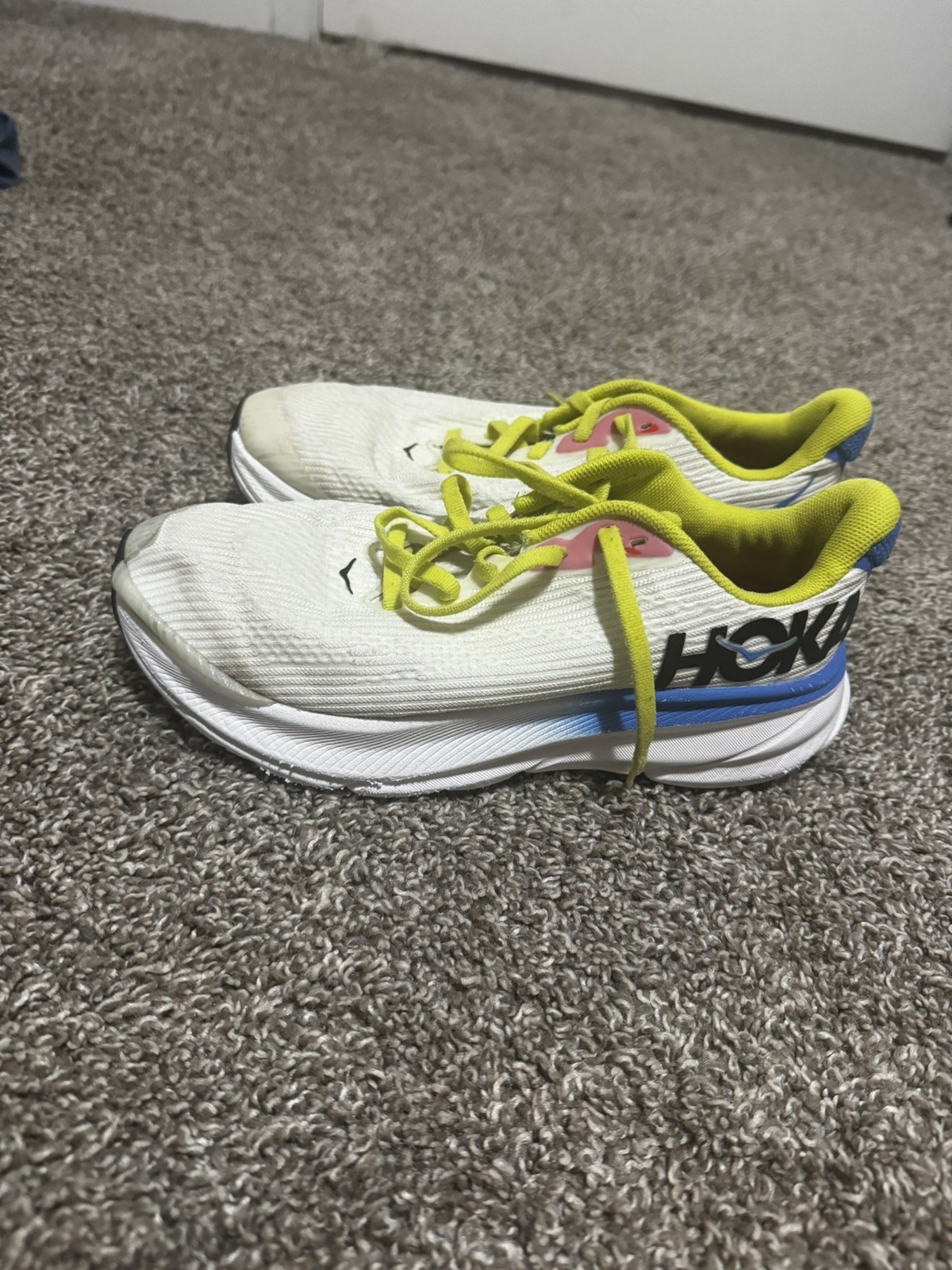 HOKA One One Clifton 9 Shoes Youth Size 4 MD White Blue Road Running Sneakers