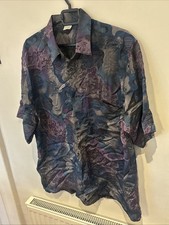 Thai Silk Shirt Size Oversized  L  Men’s 100% Silk Floral Patten Great Condition