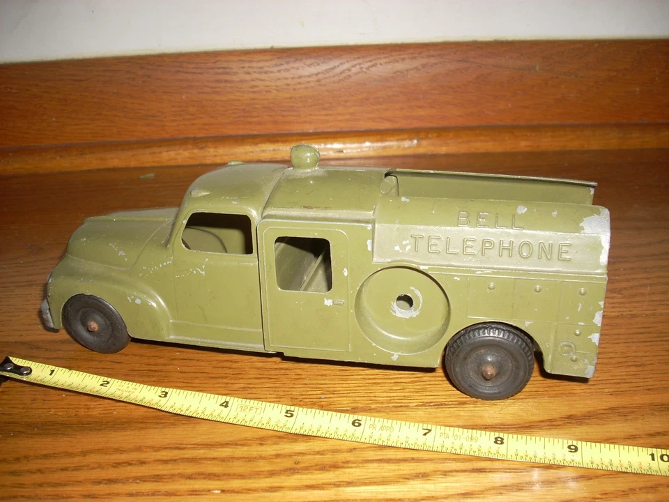 Camión telefónico Hubley Bell de metal vintage #469 plataforma de remolque. Foto 2 de 4