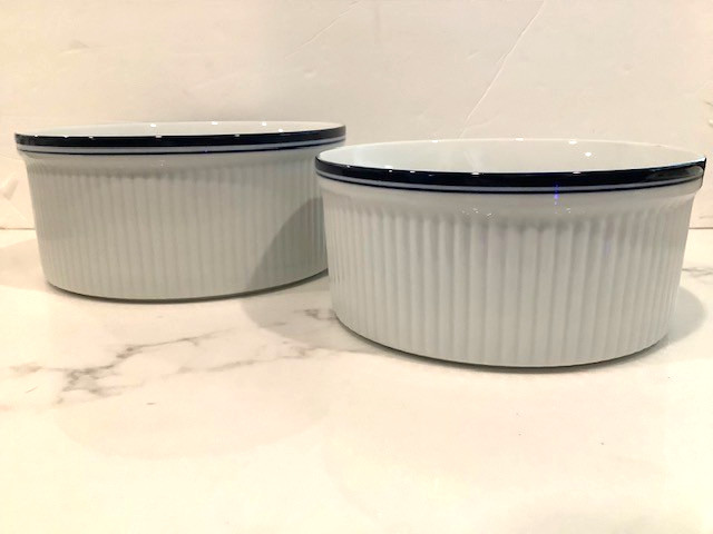 2 DANSK BISTRO WHITE W/ NAVY BLUE RIMS ROUND SERVING BOWLS 7" and 8"