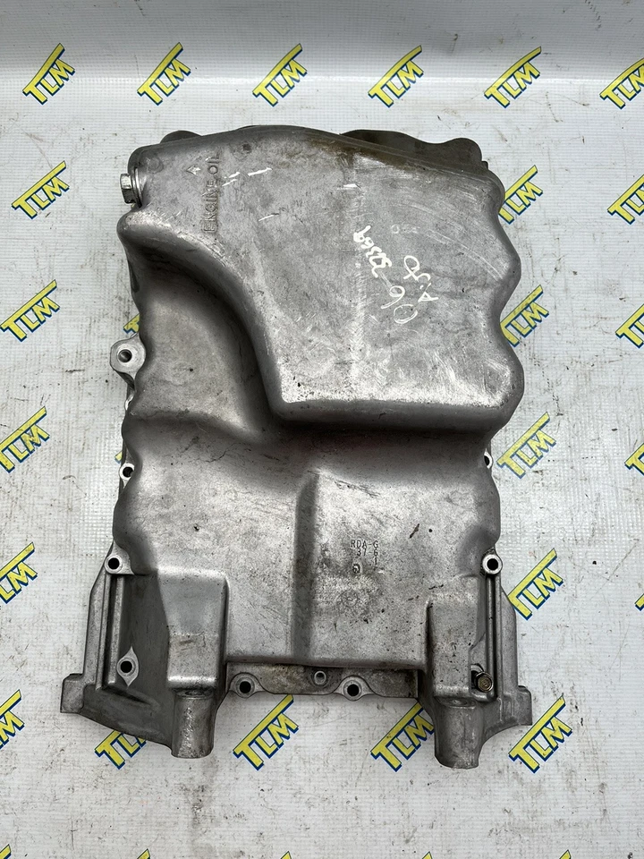 04-06 Acura TL Oil Pan automatic & manual RDA 2004 2005 2006 05 OEM - Image 2 of 4
