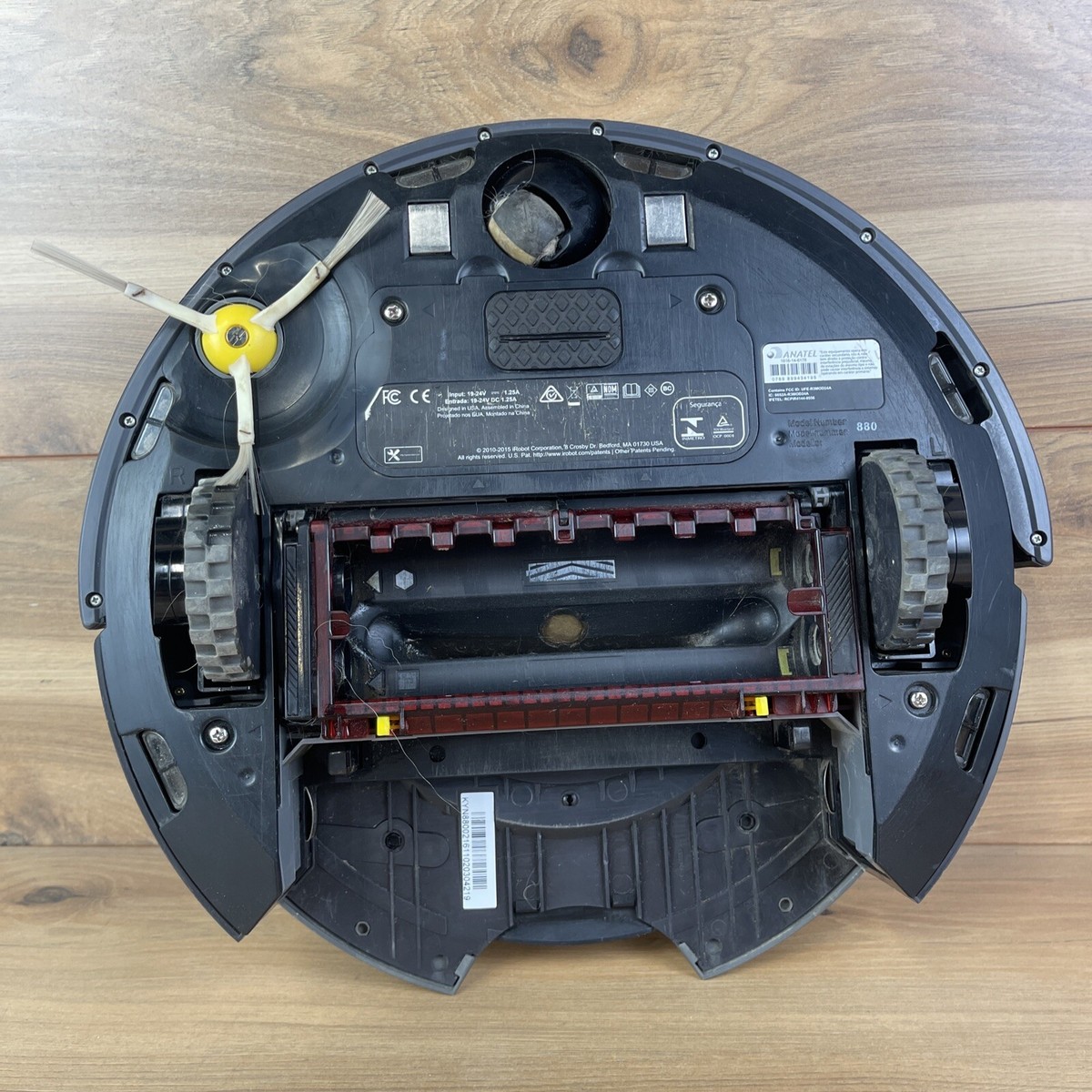 iRobot Roomba 880 Robotic Vacuum Cleaner FOR PARTS - Sold AS