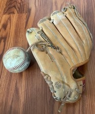 Rawlings RBG 90 Ken Griffey Jr 11" Right Handed Thrower Leather Baseball Glove