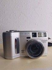 Minolta Dimage S414. Powers On.