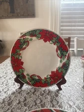 Holly Ribbon Poinsettias 10” Dinner Plates - Gibson Housewares 1997 - Set of 2