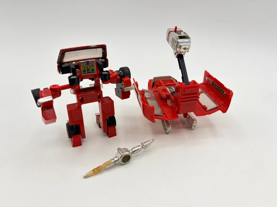 G1 IRONHIDE TRANSFORMERS (4L-113899) - Image 4 of 4