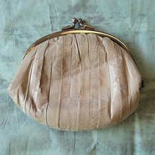 Vintage eel skin 6" change purse clutch w/ gold clasp cream/mint