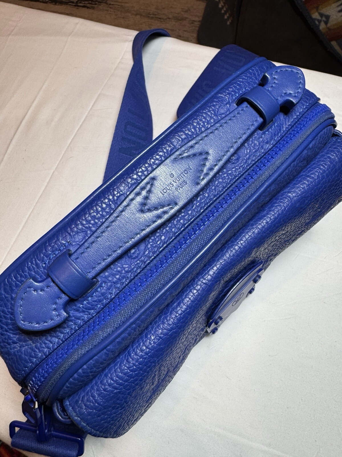 Louis Vuitton Men’s Shoulder Carry Bag Messenger Cross Body M58488 Blue Monogram image 7