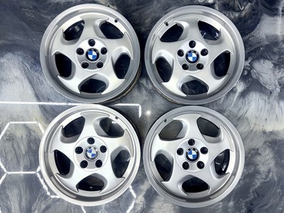 Genuine BMW E34 E31 M5 Throwing Star M-System 17