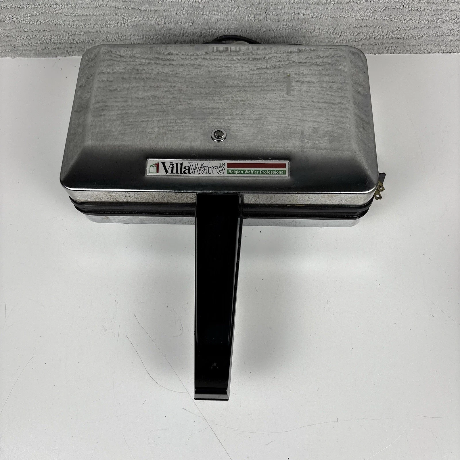 VillaWare 5200 NS Belgian Waffler Nonstick Classic Round Waffle Maker Tested