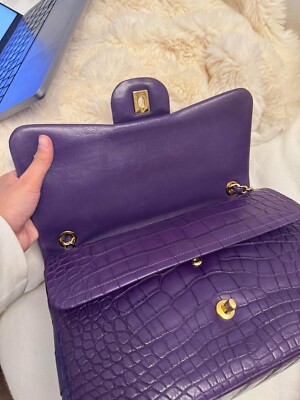 紫❣️CHANEL   BIG  チャーム　ノベルティ New Chanel 24C Metallic Purple Calfskin Mini Flap Bag & Star Coin
