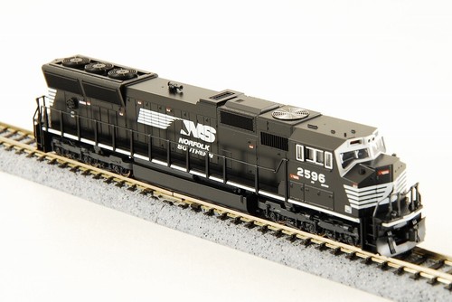 KATO N-Scale #176-8601 EMD SD70M NS NORFOLK SOUTH #2596 Hecho en Japón | Zustand: Used