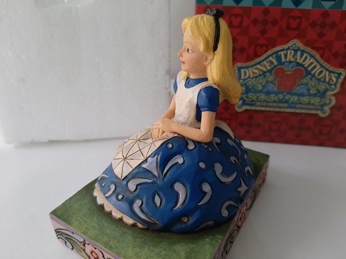 DISNEY ALICE IN WONDERLAND 'AWAITING AN ADVENTURE' SHOWCASE COLLECTION-MIB - Picture 5 of 18