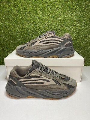 adidas Yeezy Boost 700 V2 Geode Size 9 Mens Brown Sneakers 2019 EG6860