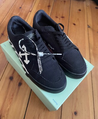 off-white vulc low black white arrow size very good condition