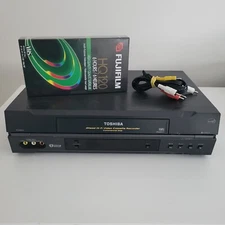 Toshiba W522CF 4-Head Hi-Fi Video Cassette Recorder Commercial Skip VCR