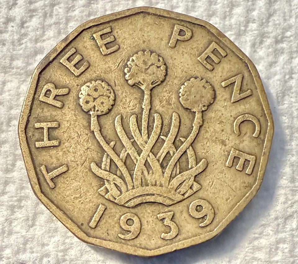 1939 Great Britain GEORGIVS VI D:G:BR:OMN:REX F:D:IND:IMP.' Nickel-Brass - Image 2 of 4
