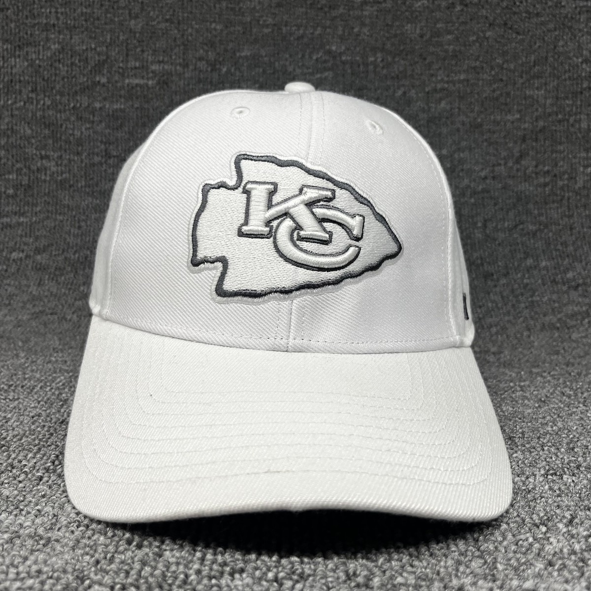 New '47 Kansas City Chiefs Clean Up Adjustable Hat White NFL Baseball Cap