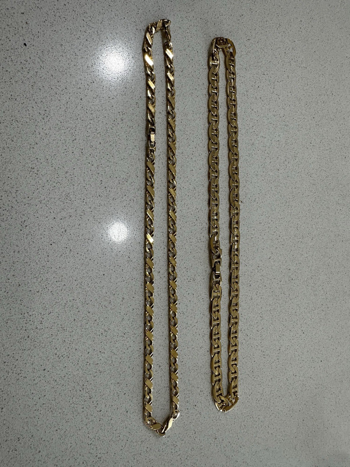 Gold Color Chains. - image 3