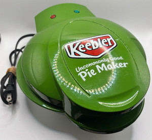 Keebler Uncommonly Good Pie Maker 4 Mini Dessert Baker Tested