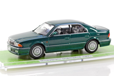 1990 Mitsubishi Diamante 1:43 First 43 Models  F43-055