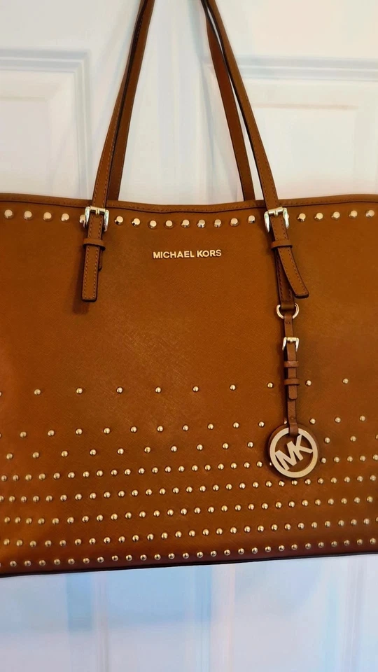 Michael Kors Jet Set Travel NEU Mit Nieten - Bild 2 von 4