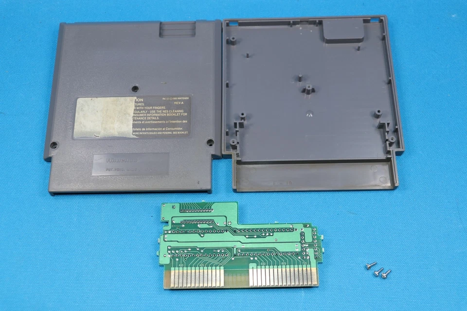 CARTUCHO JUEGO NINTENDO NES ROBOCOP 3 JUEGO PROBADO SE ENVÍA EL MISMO DÍA EN CAJA Foto 2 de 4