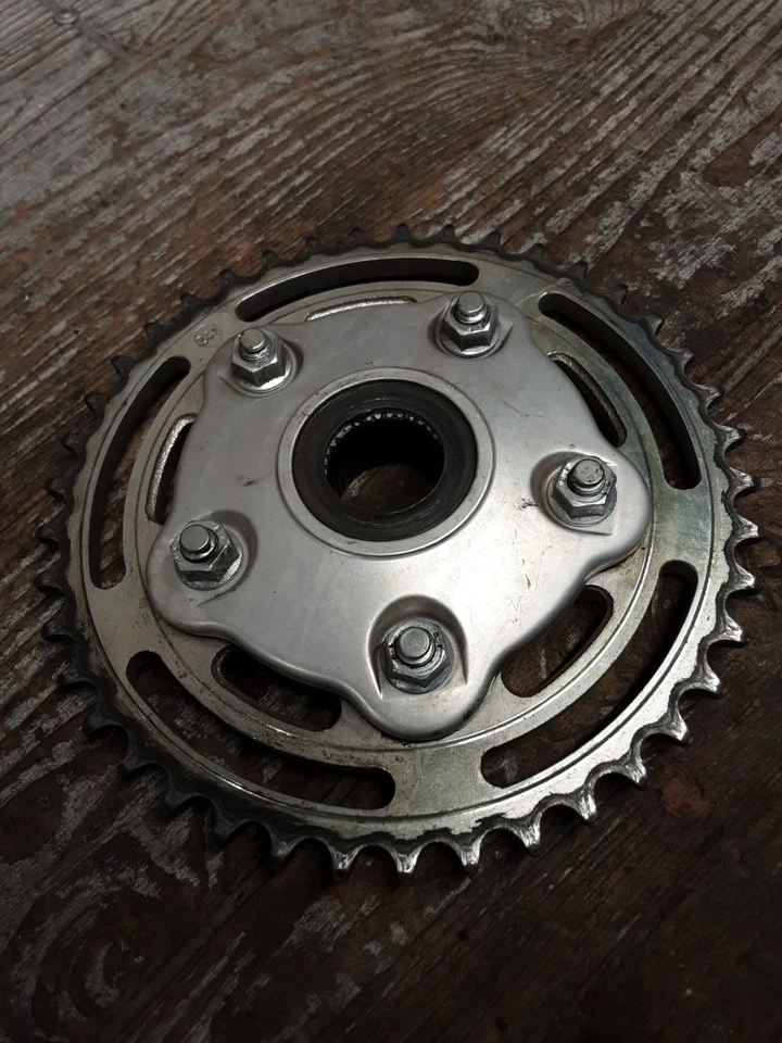 2007 05-08 Ducati Monster S2R 800 Rear Back Wheel Hub Sprocket Gear 41T - Image 3 of 4