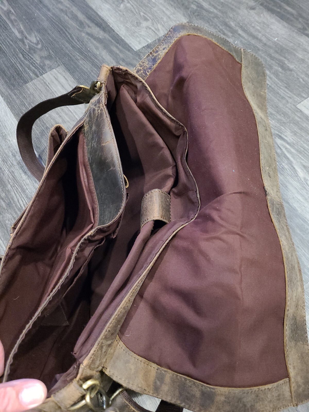 18 inch vintage Buffalo leather briefcase Gem