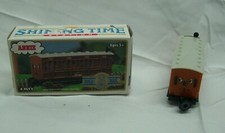 Vintage 1993 Ertl Thomas  Friends ANNIE Railway Train Tank Engine Gold Rail