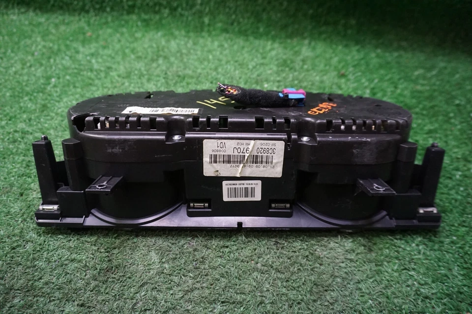 2010 VOLKSWAGEN CC SPORT Speedometer Gauge Cluster OEM 3C8920970J 145,288K MILES - Image 3 of 4