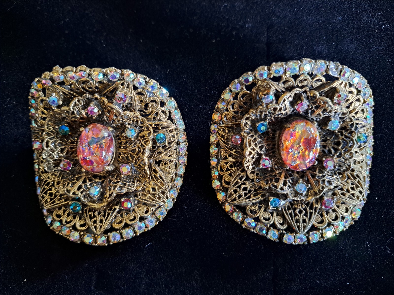 Vintage 1960s MUSI Shoe Clips Pair Gold Filigree Rhin… Gem