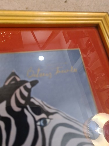 2 Betsey Fowler Animal Litho's Signed in Gold Frames; Zebra, Tiger - Picture 7 of 12