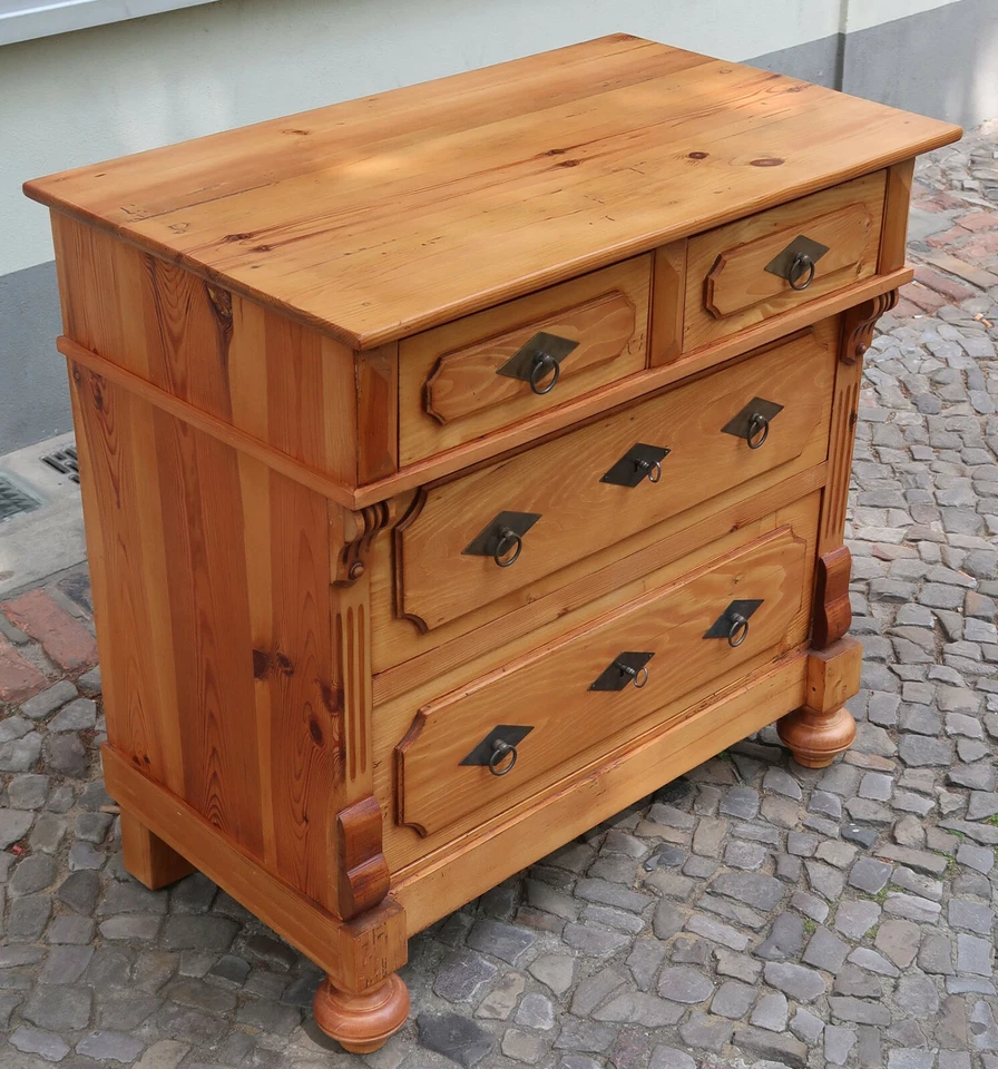 WEICHOLZKOMMODE  GRÜNDERZEIT  2 + 2SCHÜBER  