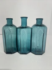 3 RUMFORD CHEMICAL WORKS 8 SIDED PRETTY TEAL 1890s HAND BLOWN MEDICINE BOTTLES