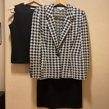 St John sequin Couture rhinestone bttn jacket skirt/FREE SJ logo shell/8,10 S