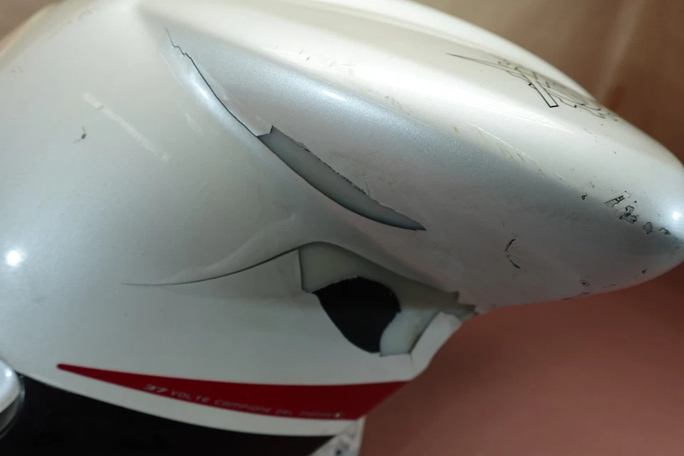 Reservatório de célula de tanque de gasolina 2008 MV AGUSTA BRUTALE - Imagem 2 de 4