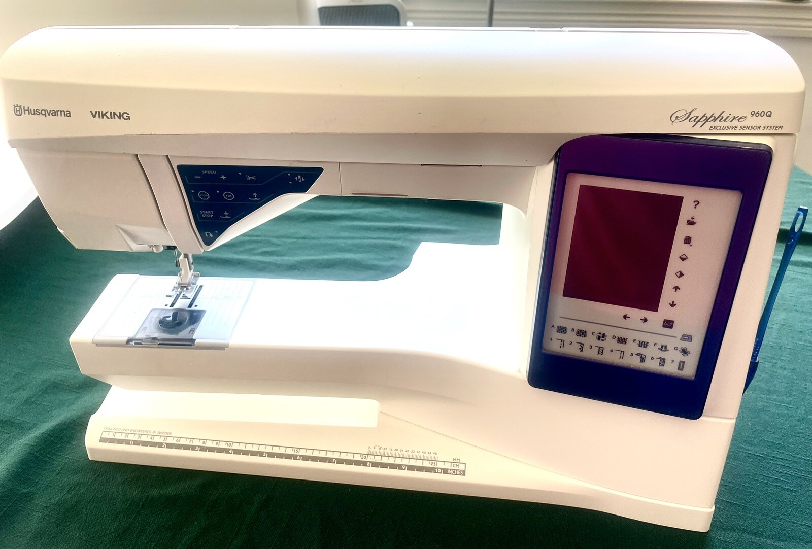 Husqvarna Viking Sapphire 960Q Sewing Machine Package FREE SHIPPING eBay