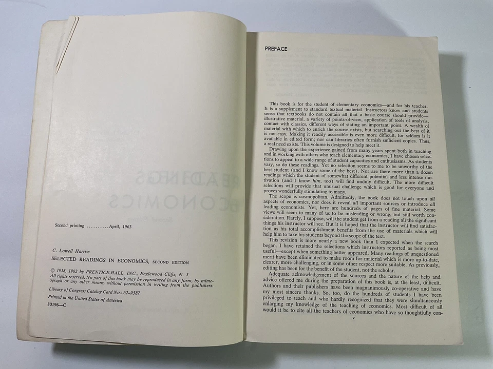 Selected Readings in ECONOMICS By C. Lowell Harriss 1963 2nd Edition - Image 4 of 4