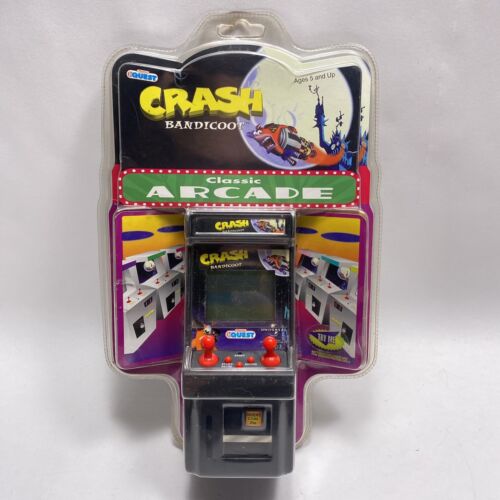 1999 Manley Toy Quest Crash Bandicoot Classic Arcade Electronic LCD Game New