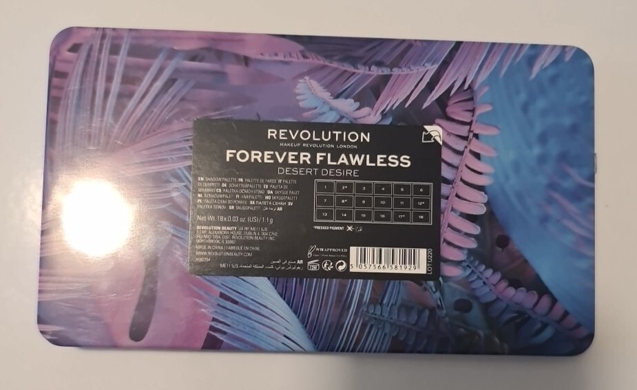 revolution makeup forever flawless eyeshadow palette