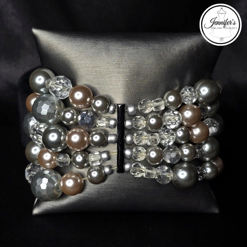 Brazalete elástico de 5 hilos de perlas y corte cristal de tono gris Lia Sophia "Plaza" Foto 4 de 4