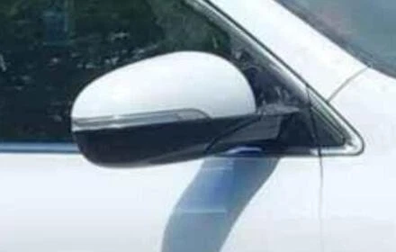 2017-2020 Kia Sorento White Passenger RH Side Door Mirror w/ Blind Alert OEM LKQ