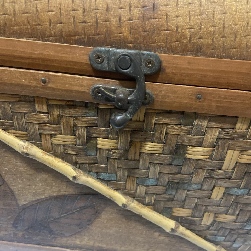 Cofre de bambú vintage Chateau Edgewater Inc 15x11x10 Foto 3 de 4