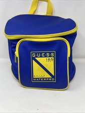 Preços baixos em Bolsas GUESS Azul para Homens
